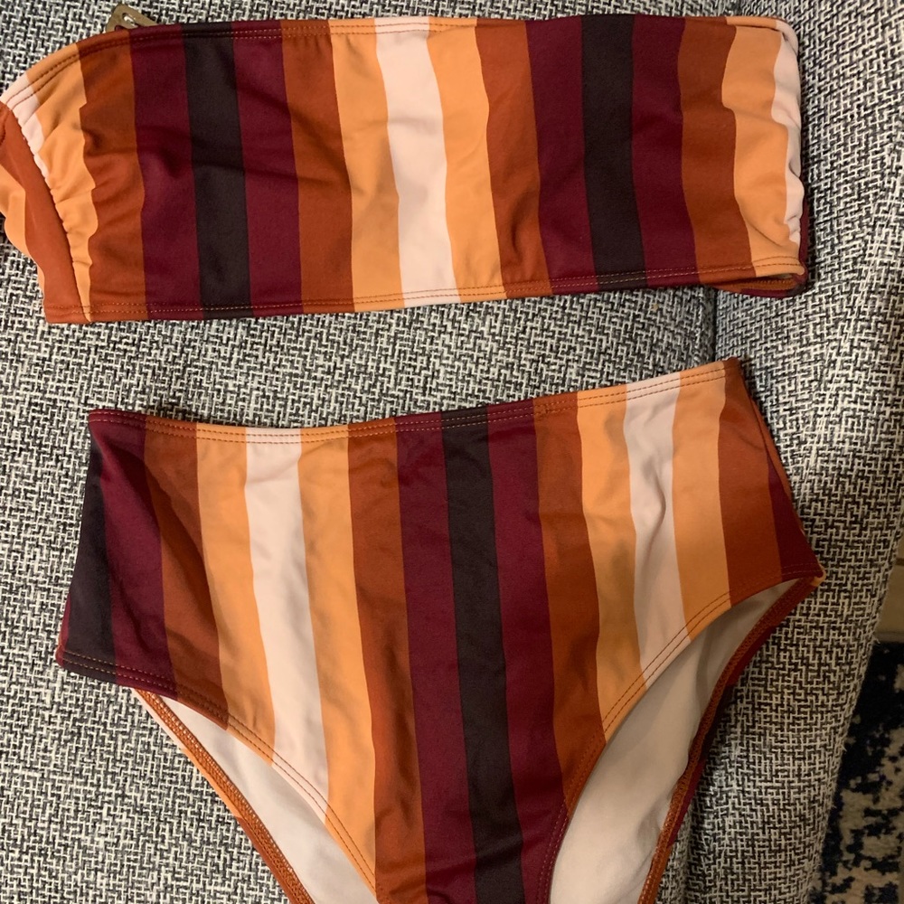 BOGO bikini (read caption)